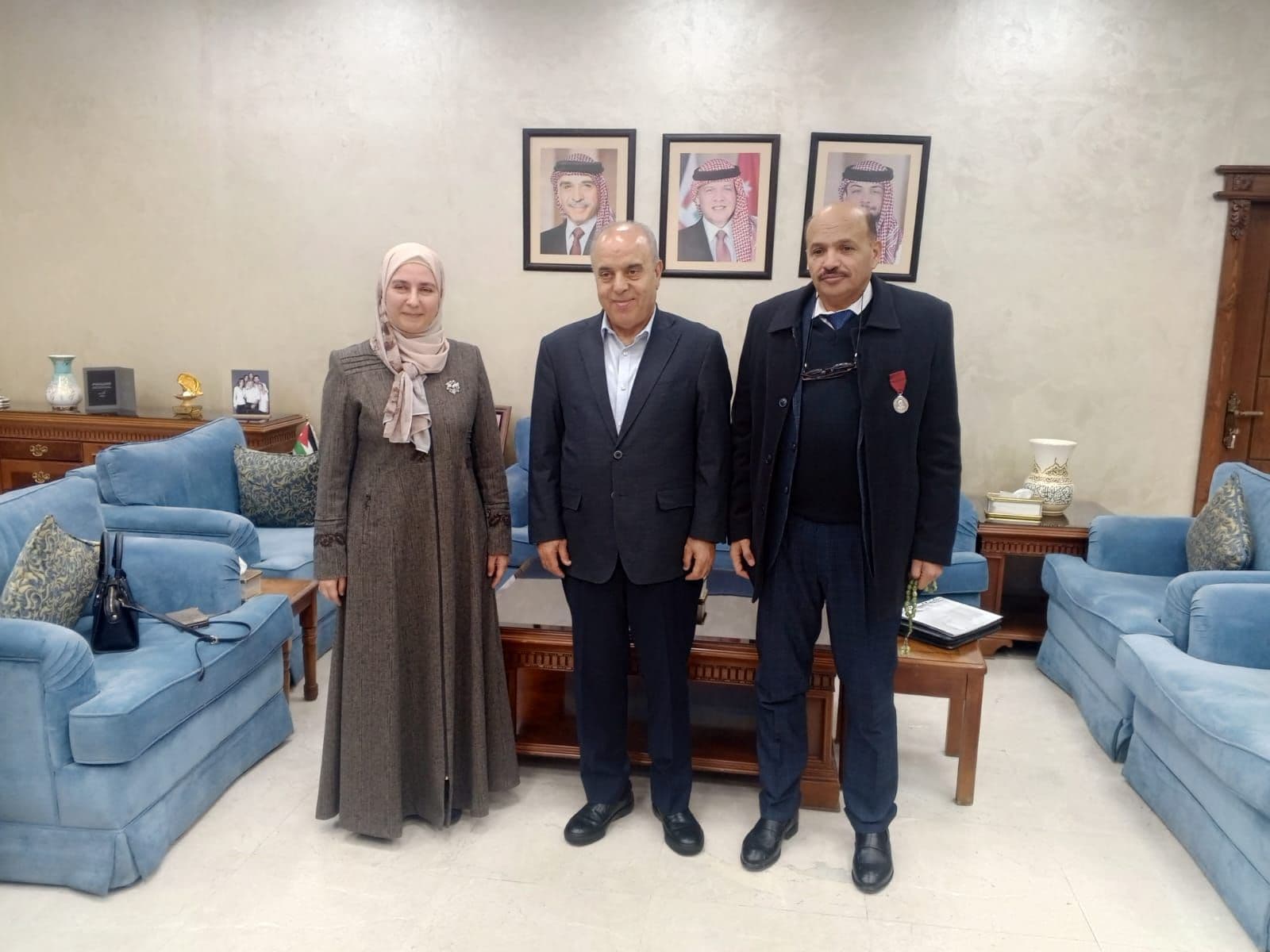 إنشاء مدارس جديدة في محافظة المفرق على نفقة الدكتور خيرو العرقان ، إيماناً بأن الاستثمار في أبناء